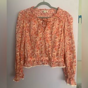 American eagle Springy flowery top